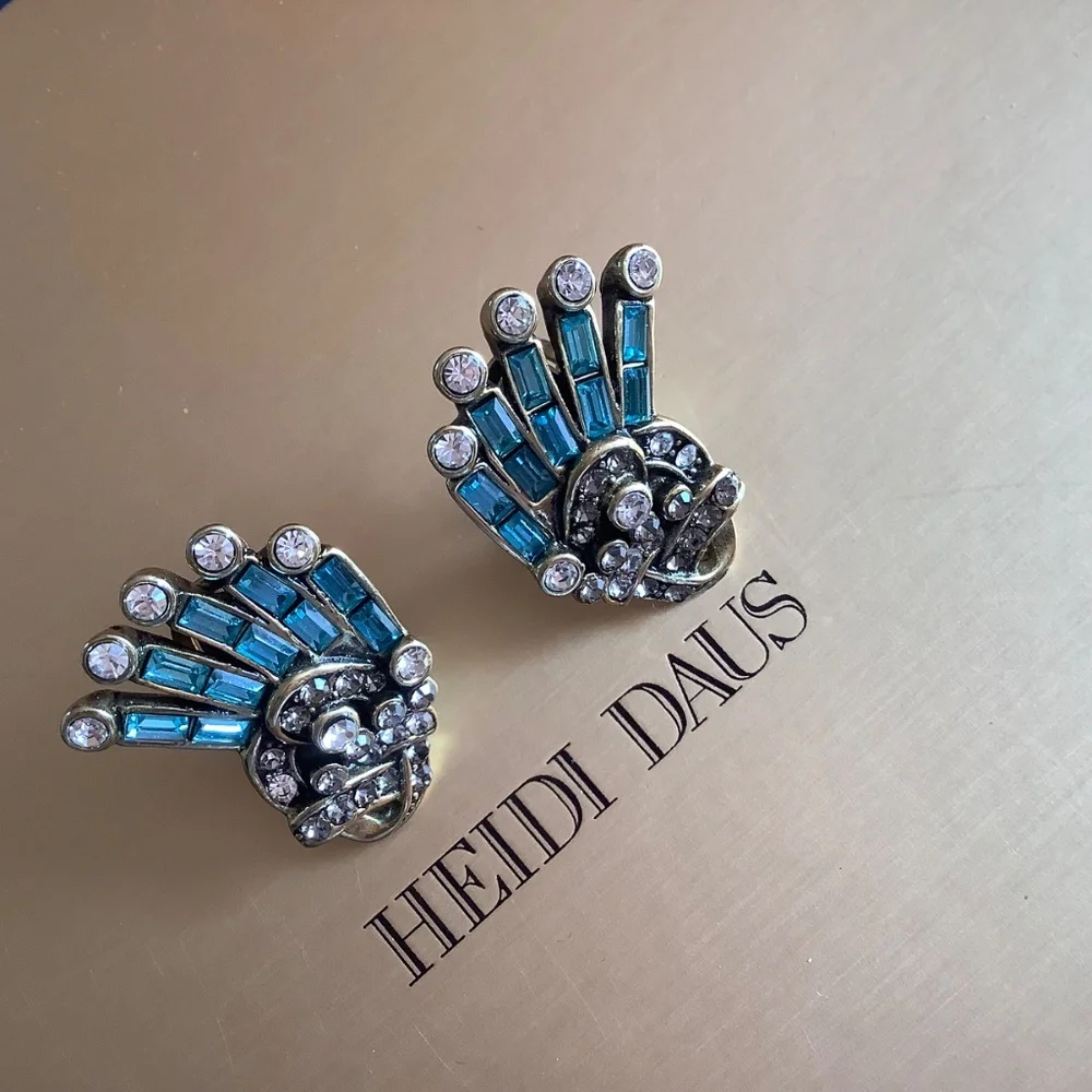 HEIDI DAUS Crystal Hue Persuasion Button Art Deco Earrings Turquoise Omega Backs